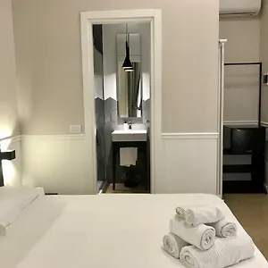 Kukka Naples